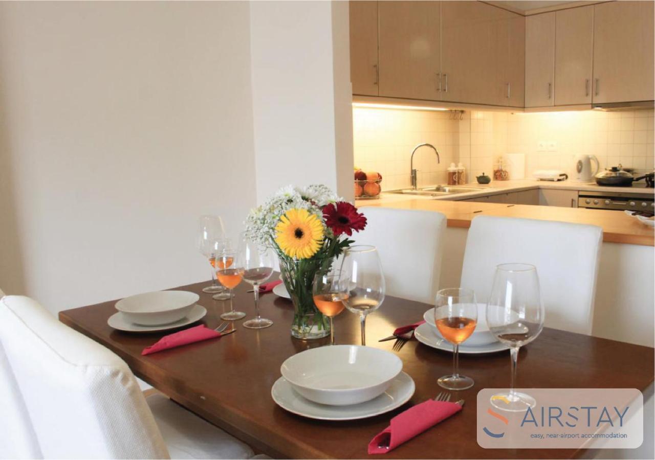 Anivia Apartments Airport By Airstay Spáta المظهر الخارجي الصورة