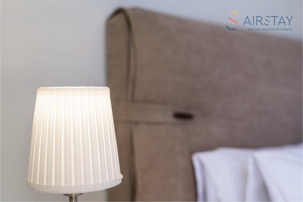 Anivia Apartments Airport By Airstay Spáta المظهر الخارجي الصورة